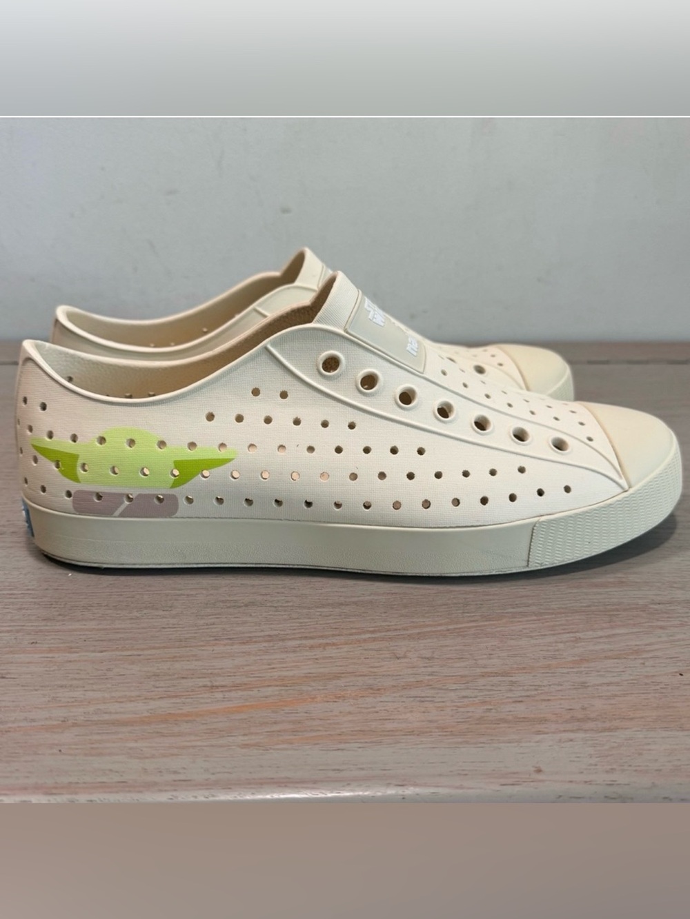 Native x Star Wars Adult Shoes Baby Yoda Grogu Slip On Rubber Slides M9 / W11